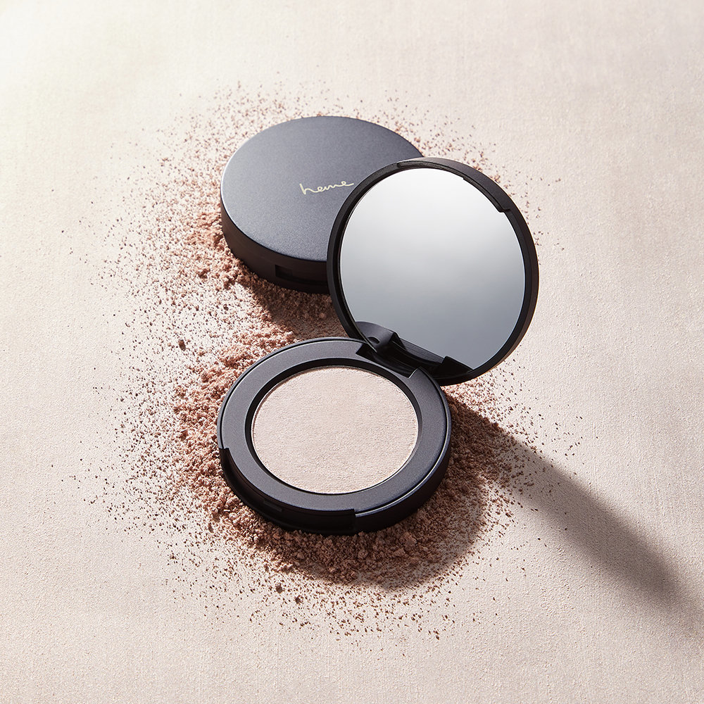 heme「晶致亮采饼」全新上市! 精选「闪耀香槟、柔光桃粉」两大色系